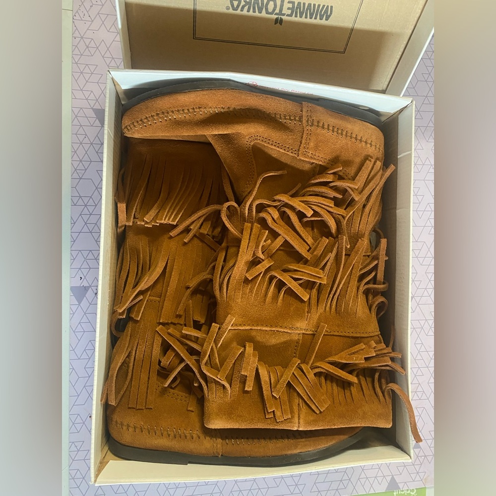 Minnetonka 3-Layer Fringe Boots